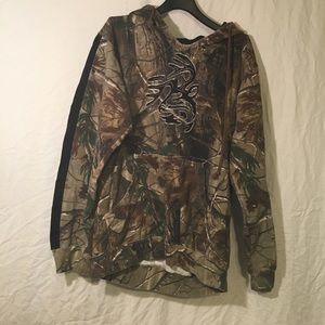 Unisex Camo Hoodie! Size M