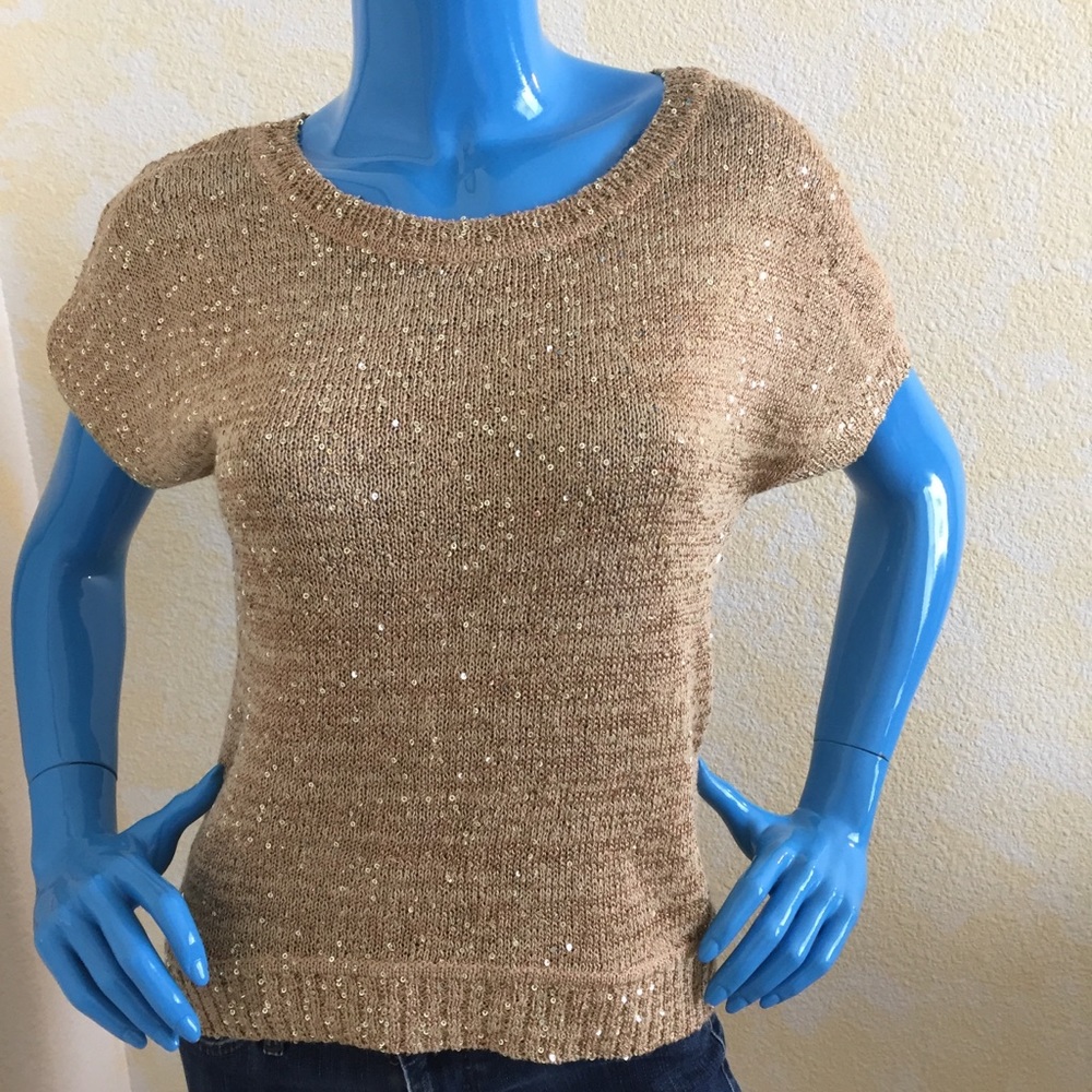 New with out tag INC sweater