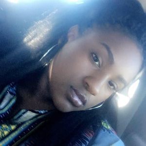 Meet your Posher, Shania