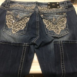 Miss Me Size 34 Easy Capri