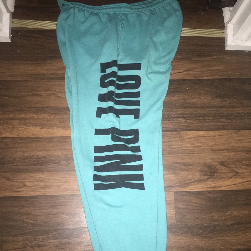 PINK sweats !