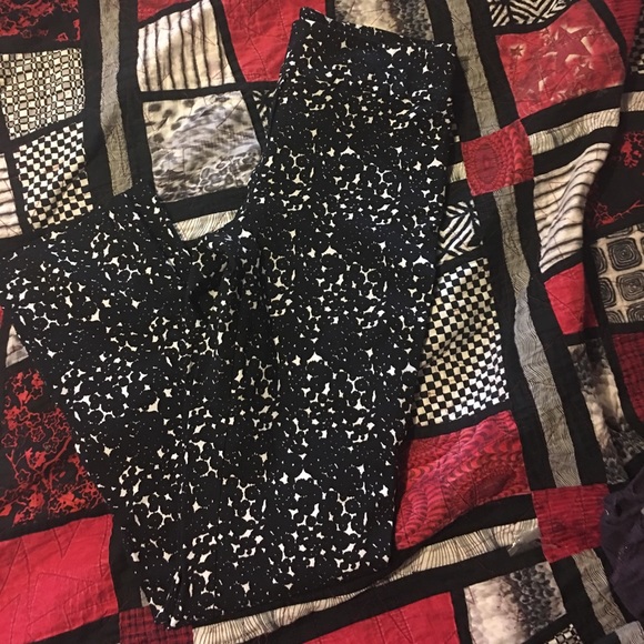 Pants - Patterned pants Erica Taylor for stitchfix medium