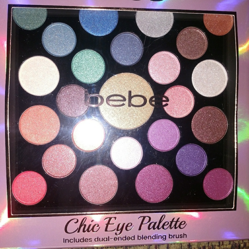 Bebe eyeshadow palette