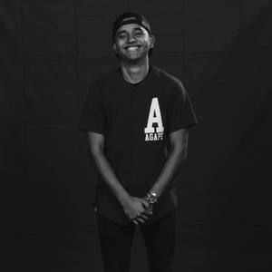 Meet your Posher, Johnathan