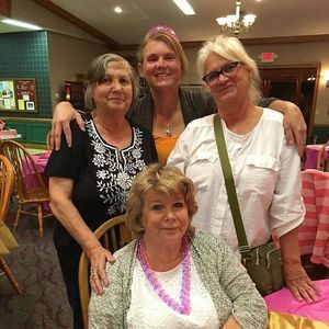 Meet your Posher, Christina