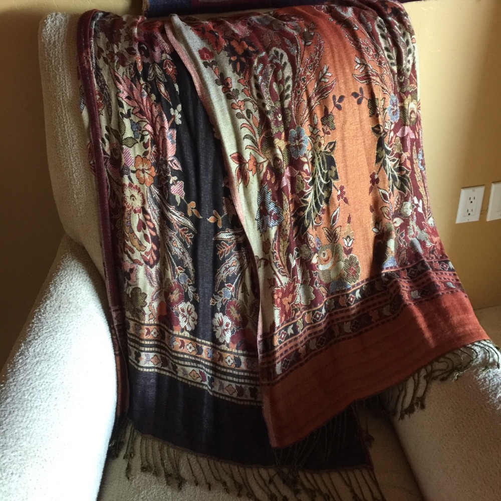 Beautiful fall colors scarf/wrap