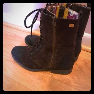Brown boots