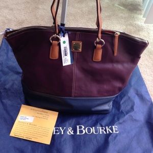 ISO!! DO NOT BUY. Dooney and Bourke O ring shopper