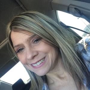 Meet your Posher, Bobbi