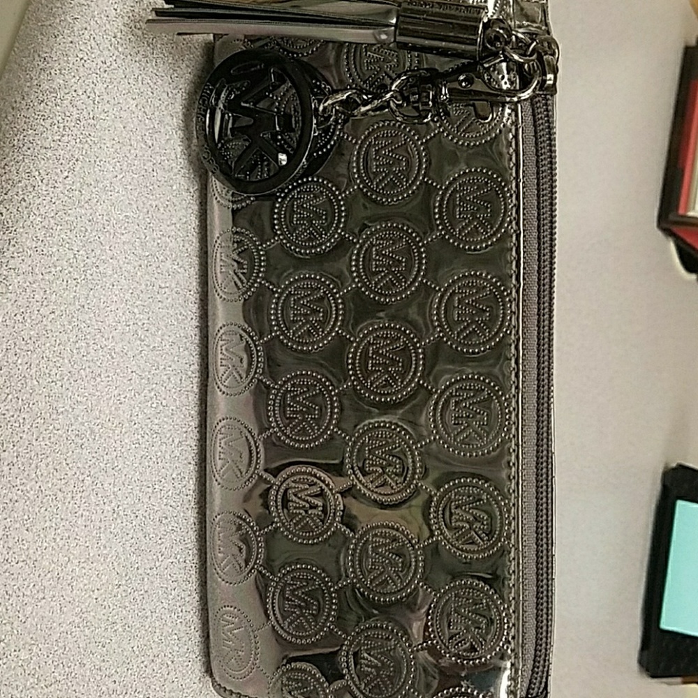Michael Kors make up bag/clutch