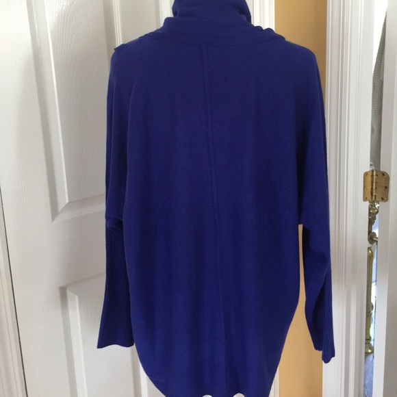 Cobalt Blue sweater - Picture 3 of 5