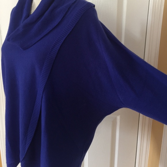 Cobalt Blue sweater - Picture 4 of 5