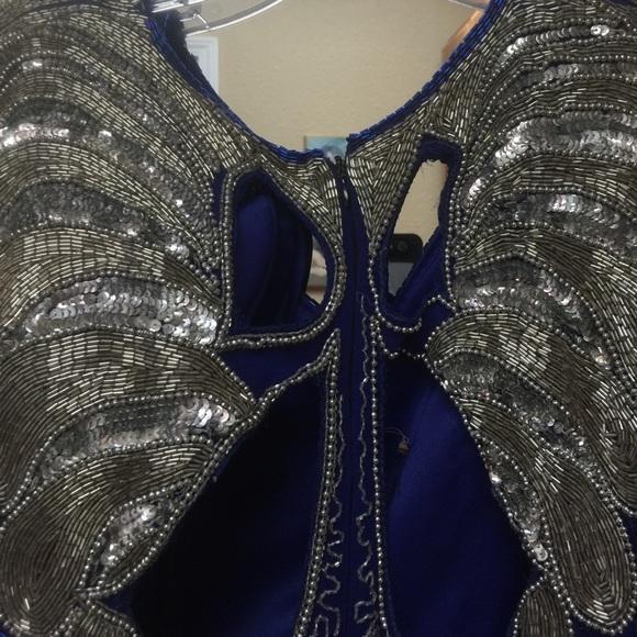 Hand made Gown - Picture 5 of 6