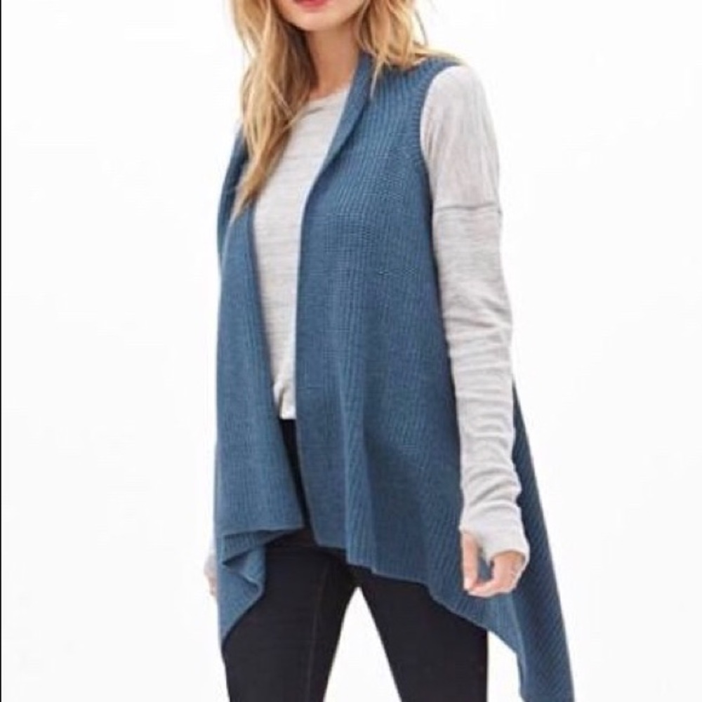 Forever 21+ Teal sleeveless cardigan