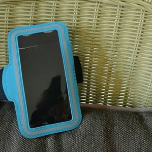 Tribe Arm band phone holder for iPhones