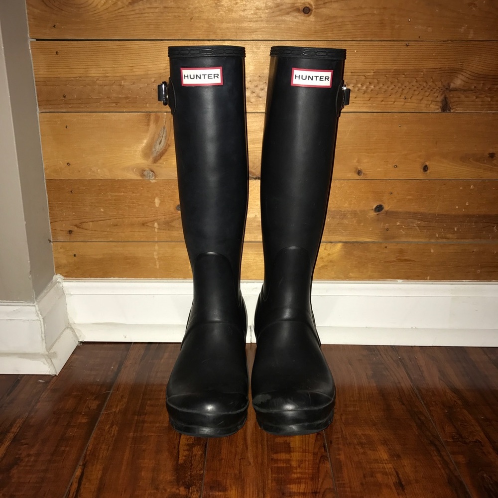 Original tall matte black hunter boots