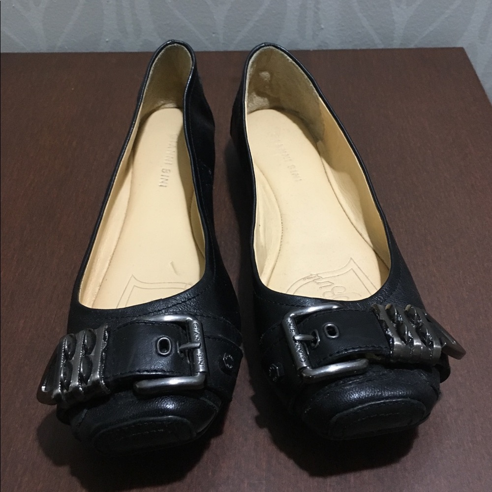 Gianni Bini Black Buckled Ballet Flats