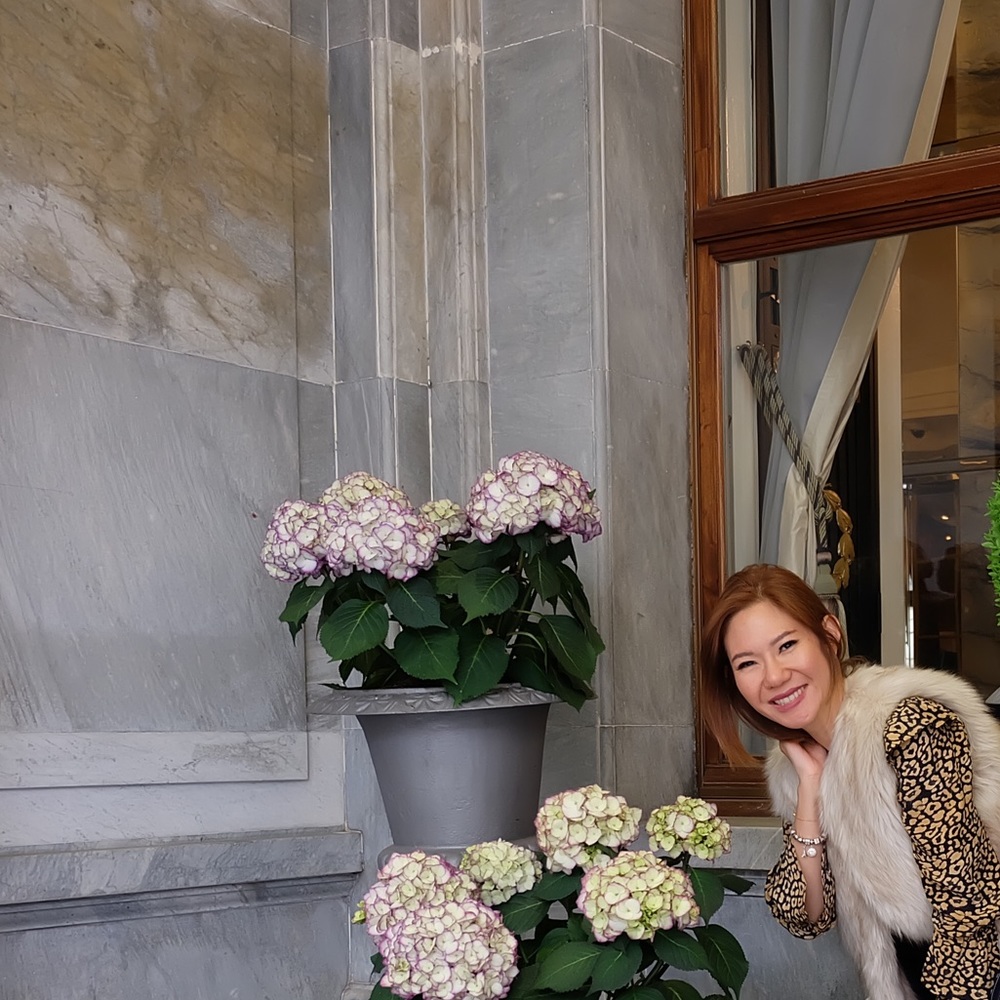 Meet your Posher, Sandy