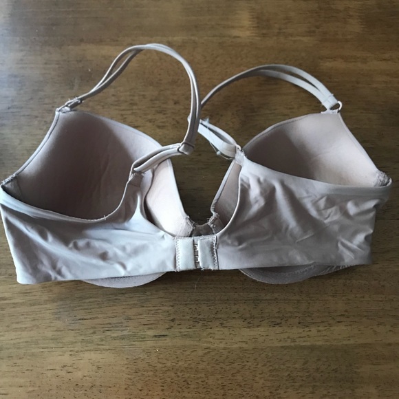 Victoria’s Secret Bra - Picture 3 of 3