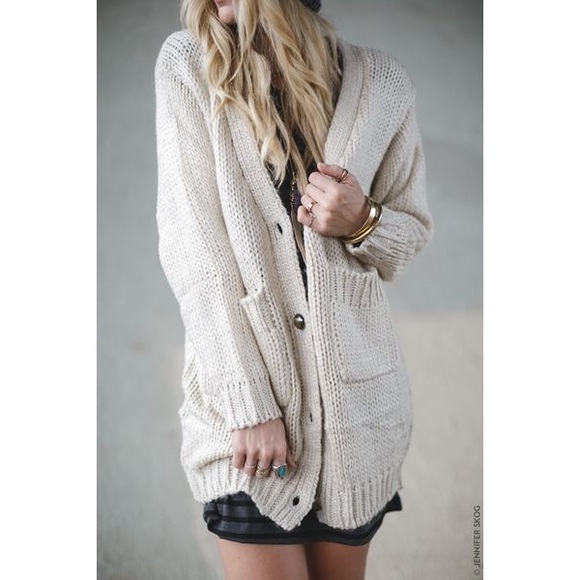 Urban Outfitters Sweaters - Urban Outfitters BDG Knit Button Up Sweater