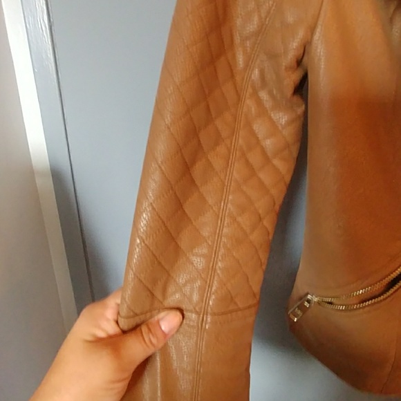 Gorgeous brown faux leauther jacket - Picture 4 of 5