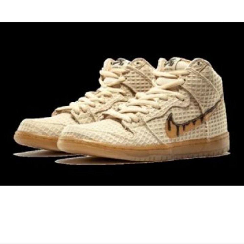 Brand new Nike waffle sneakers
