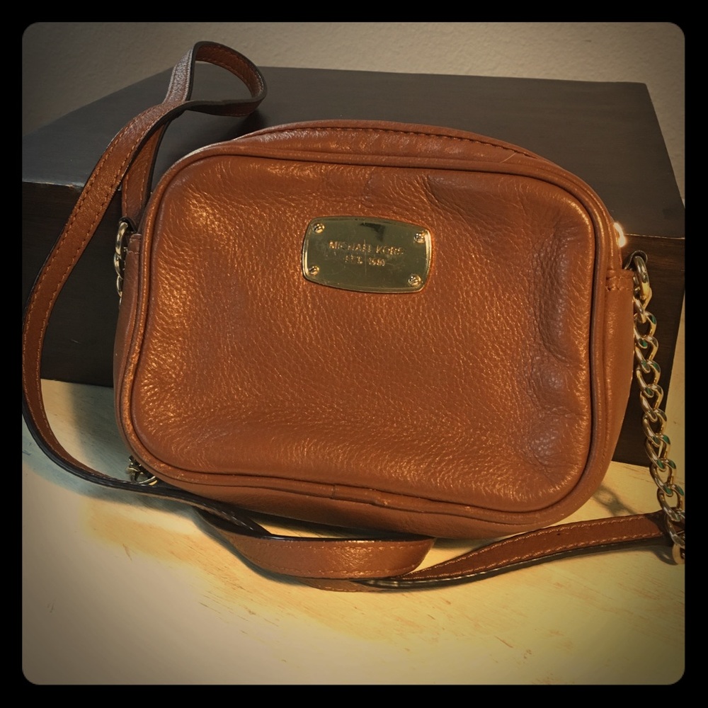 Micheal Kors Crossbody bag
