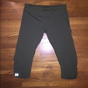 Under armor leggings or workout pants