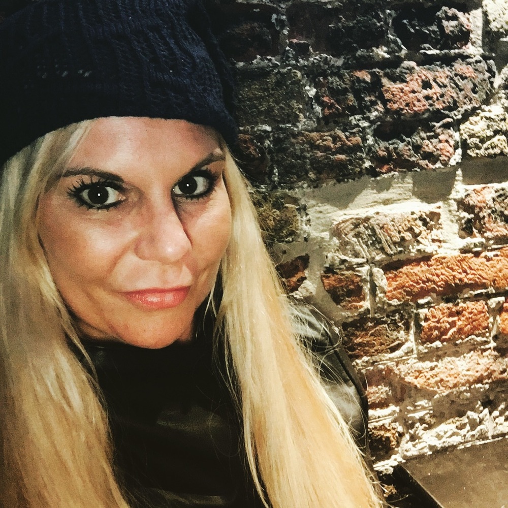 Meet your Posher, Marisa