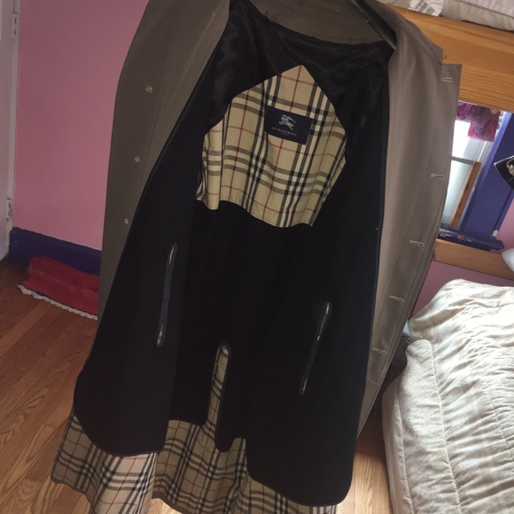 Burberry Men's Trench Coat - Picture 5 of 8