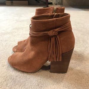 Steve Madden high heeled suede booties