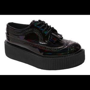 T.U.K Black iridescent wingtip creeper