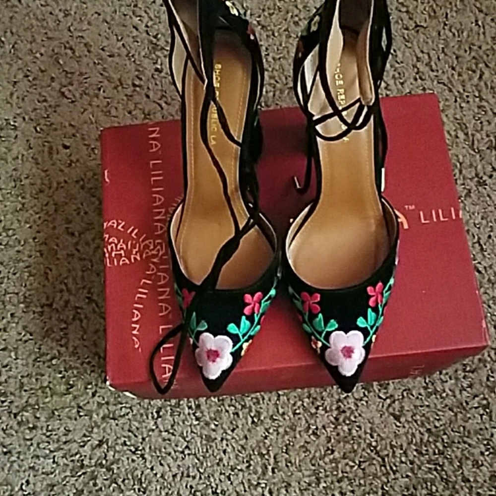 A shoe.   Brand Shoe Republic LA
