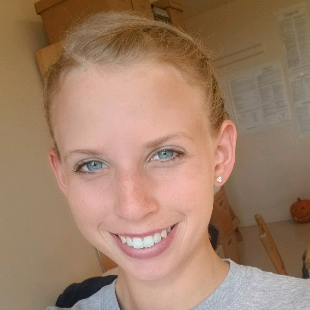 Meet your Posher, Rhiannon