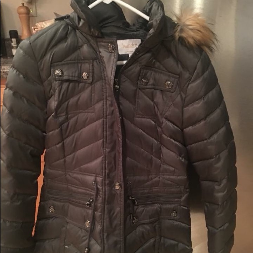 Women’s jacket Laundry by Shelli Segal down jacket