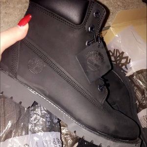 Black Timberlands
