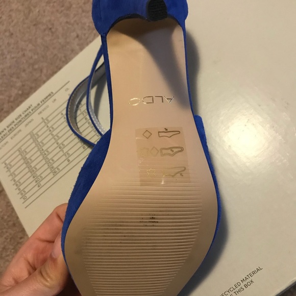 Aldo Blue Heels - Picture 2 of 3