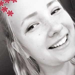 Meet your Posher, Hailey