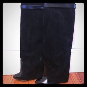 ❌🚫SOLD!!! 🚫❌GIVENCHY LOCK BOOTS