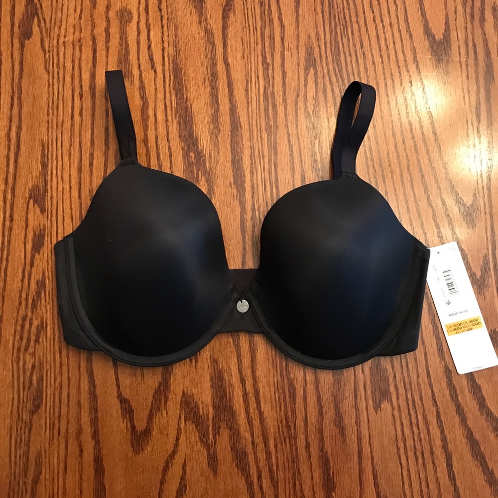 Women’s black DKNY Bra