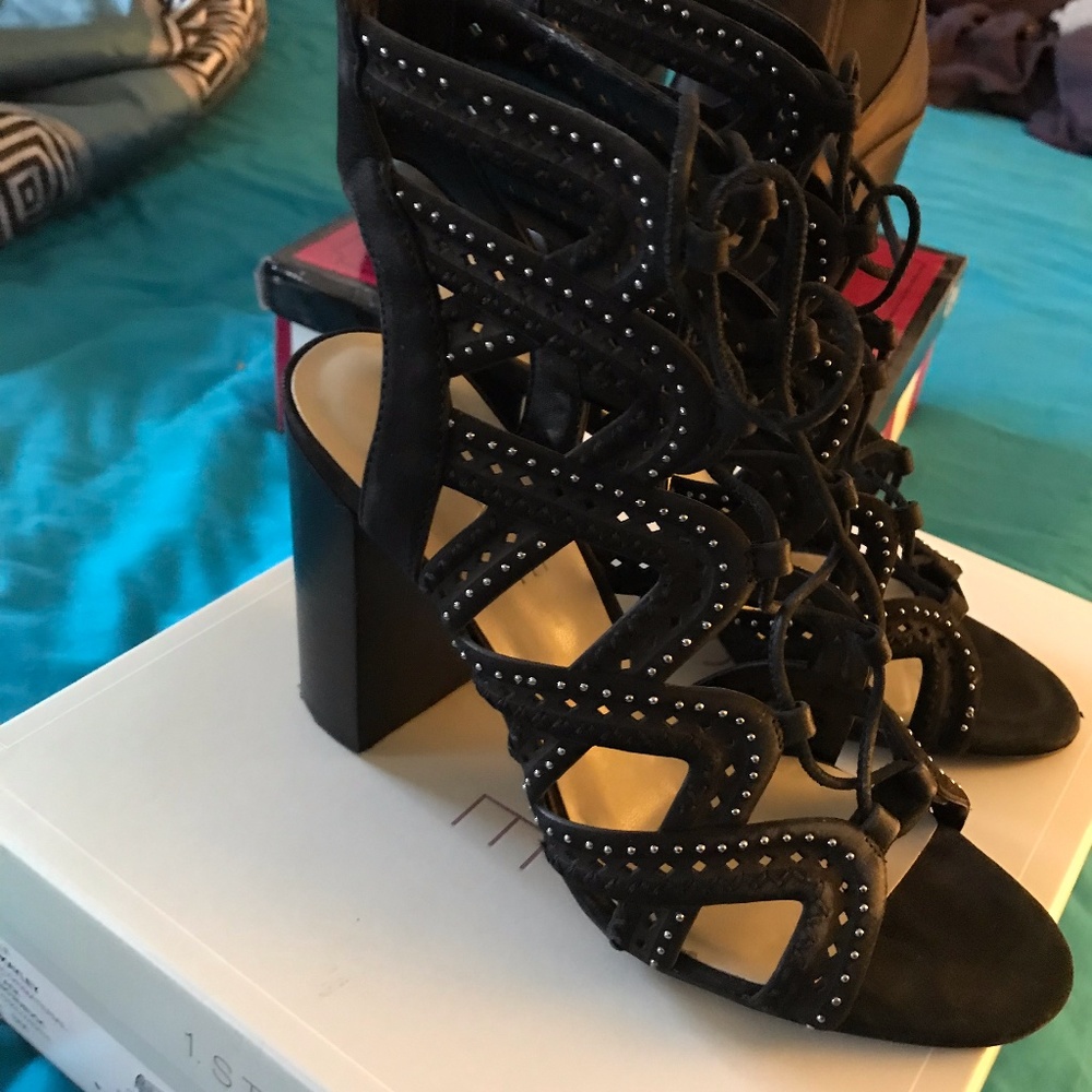 1State Heels