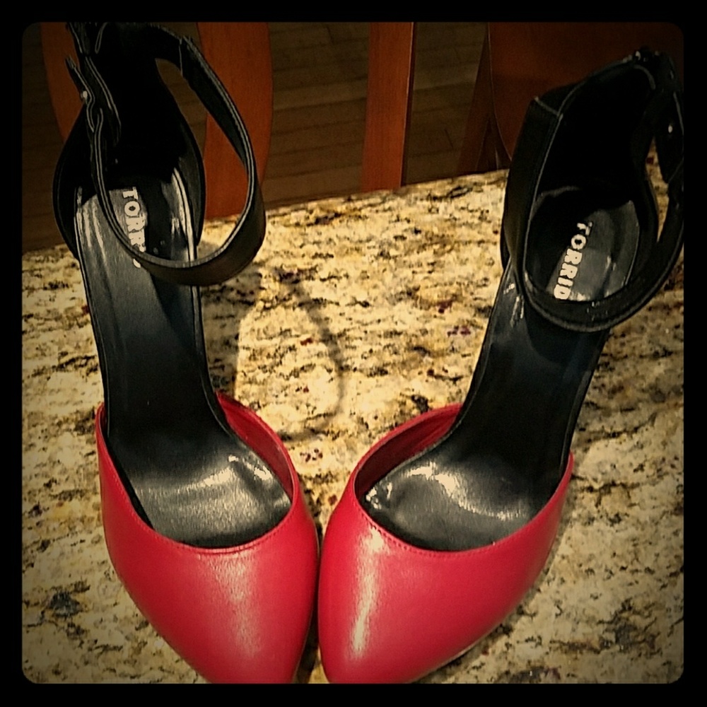 Classy and sexy heel "4 heels