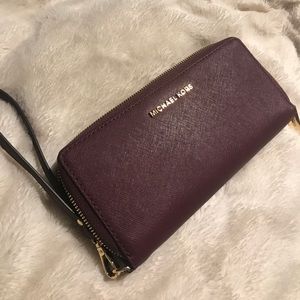 Michael Kors Wristlet