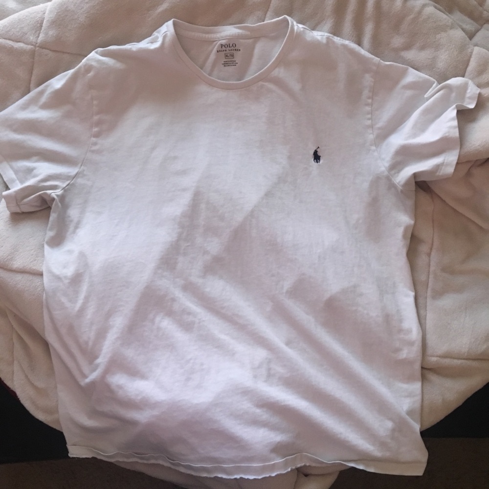 XL white mens polo 😍