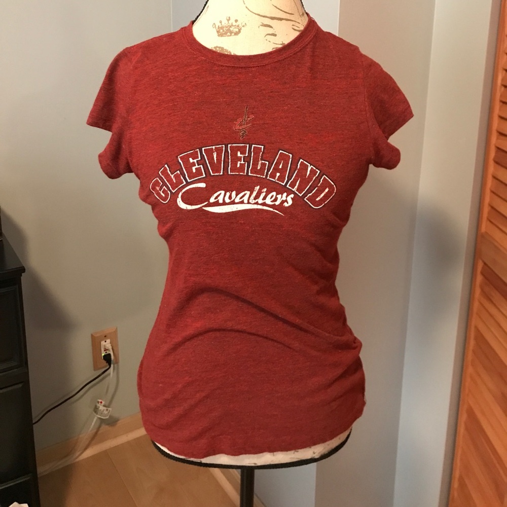 Cavs T shirt