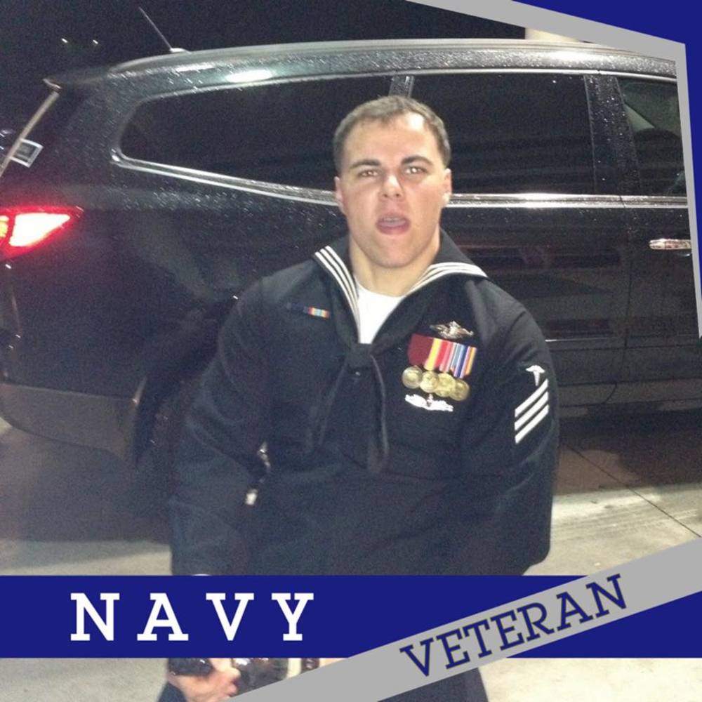 Meet your Posher, Dustin