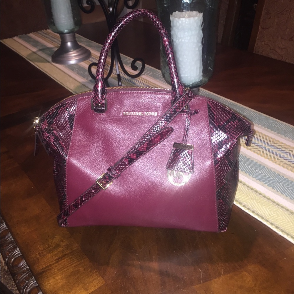 MK Leather w/snakeskin Satchel Handbag