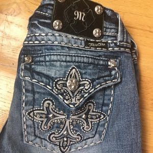 Miss Me Bootcut Size 27