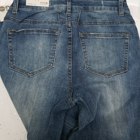 🔴Destroyed Ripped Skinnys! - Picture 8 of 8