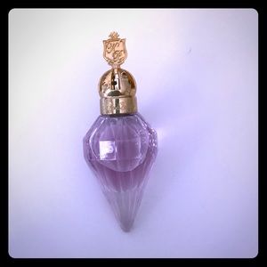 Katy Perry’s Killer Queen Perfume